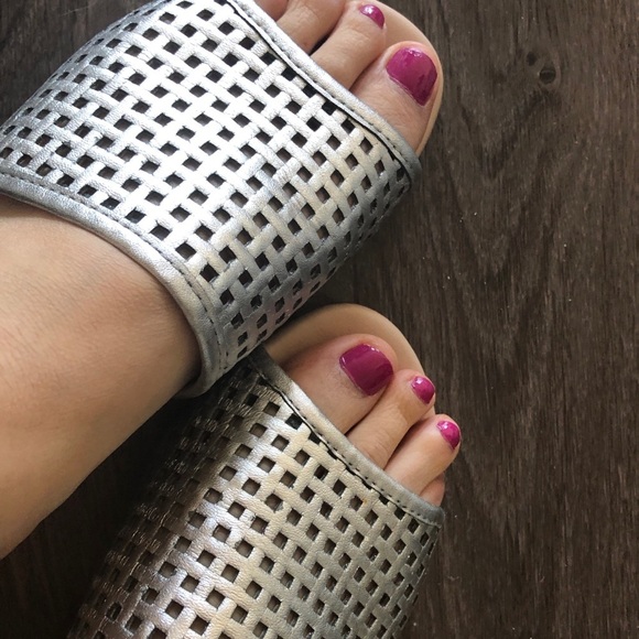 Lintervalle.  Leather metallic loafers - Picture 9 of 11